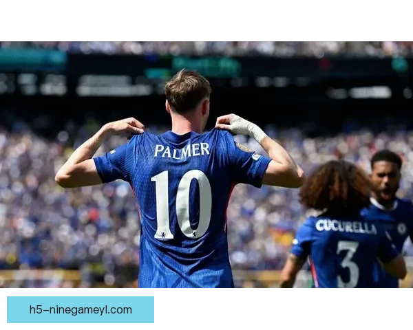 内维尔批蓝军青年队桑切斯冒险